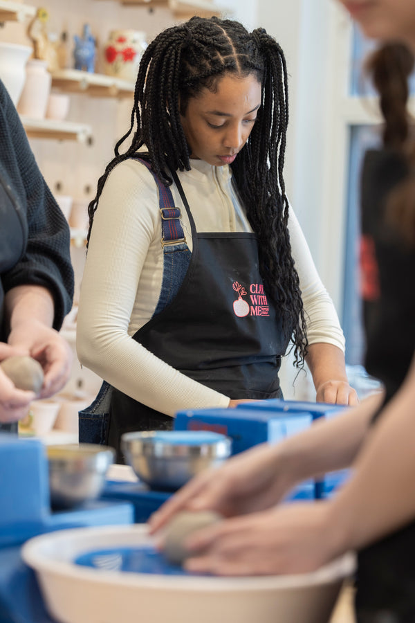 Table Wheel Ft. Holiday Mug Making at Richmond