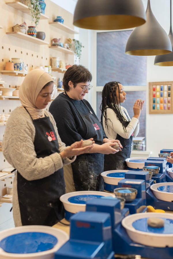 Table Wheel Ft. Holiday Mug Making at Richmond