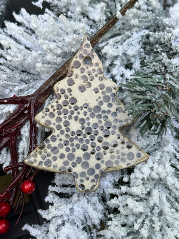 Holiday Ornament Painting at Richmond