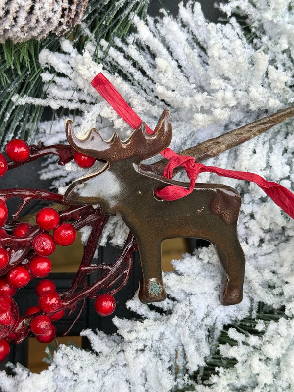 Holiday Ornament Painting at Richmond