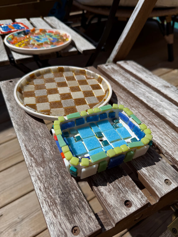 Outdoor Mosaic Workshop at Richmond