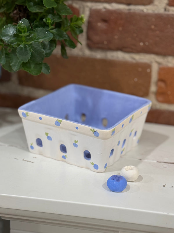 Outdoor Painting Pottery at Richmond