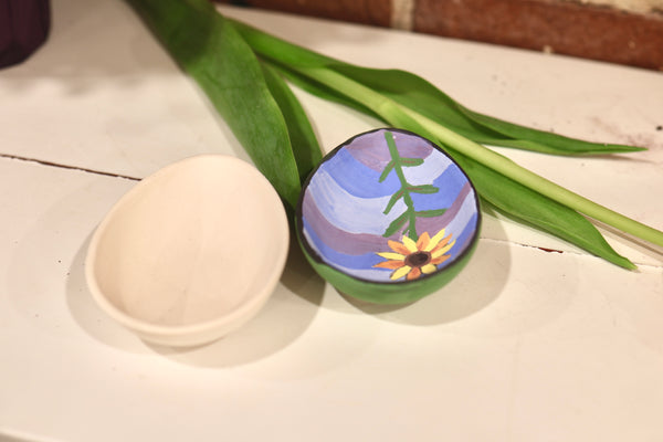 Paint Your Own Pottery at Dundas