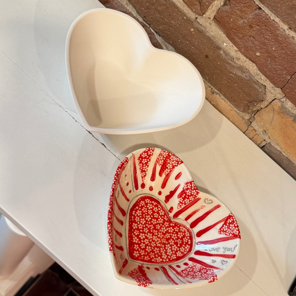 Paint Your Own Pottery at Dundas