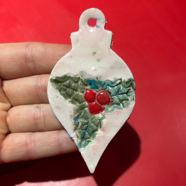 Holiday Ornament Making at Richmond
