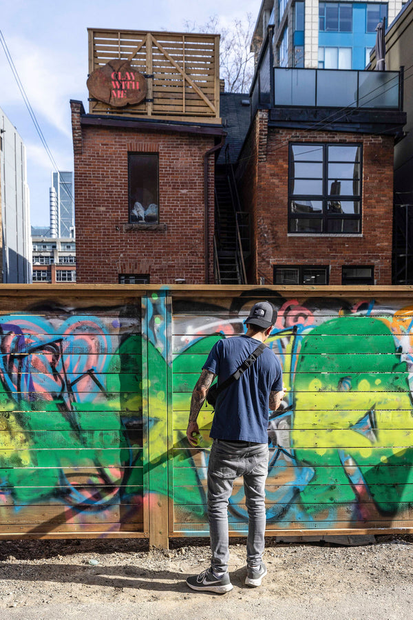 Graffiti Alley Vibes: Table Wheel