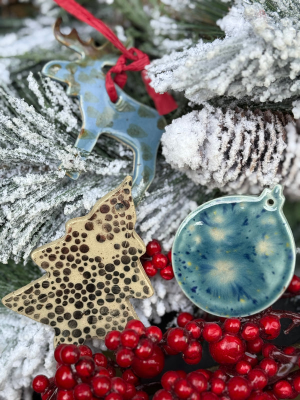 Holiday Ornaments Painting Workshop at Richmond