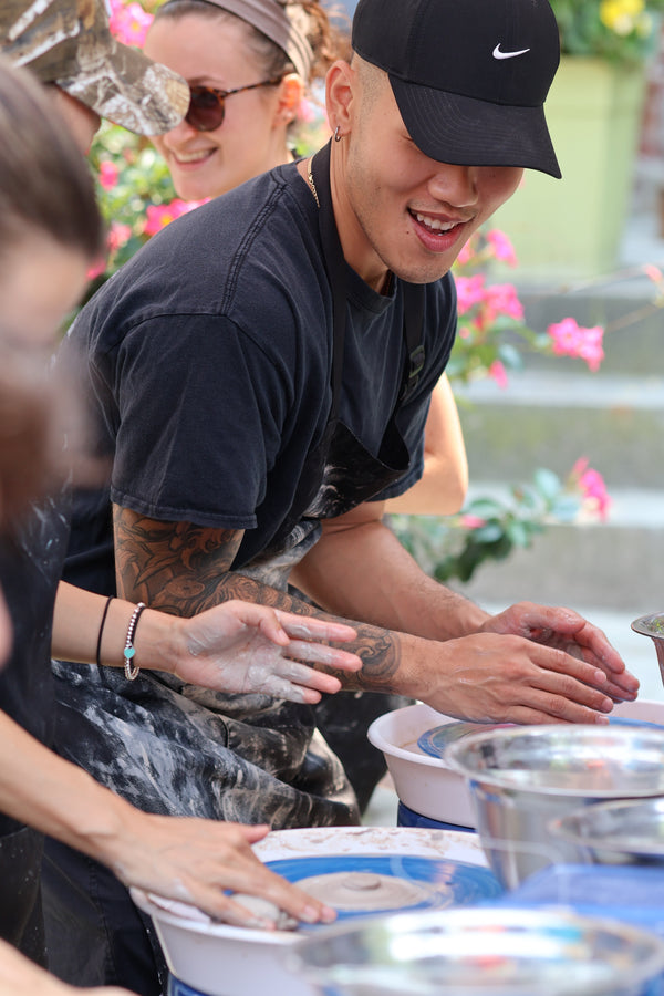 Outdoor Pottery Table Wheel Class at Richmond